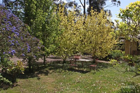 Property photo of 6 Royston Road Woodend VIC 3442