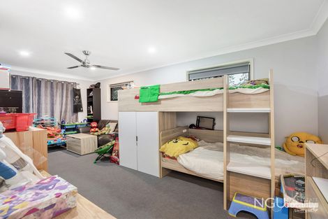 Property photo of 40 Diamantina Circle Karalee QLD 4306