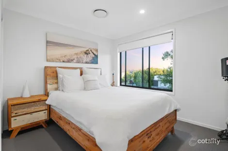 Property photo of 3 Colville Street Redland Bay QLD 4165