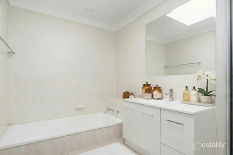 Property photo of 4B Kylie Way Casula NSW 2170