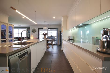 Property photo of 13 Hallaran Way Orange NSW 2800