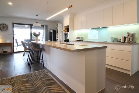 Property photo of 13 Hallaran Way Orange NSW 2800