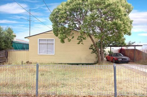 19 Station Pl, Sunshine, VIC 3020