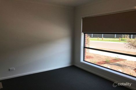 Property photo of 39 Paior Circuit Epping VIC 3076