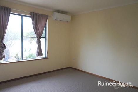 Property photo of 4/25 Beach Road Dolphin Heads QLD 4740