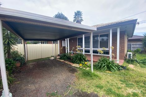 Property photo of 18 Lawson Road Melton South VIC 3338