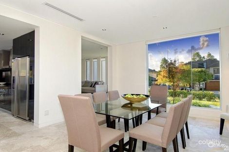 Property photo of 1 Bridgeview Circuit Bella Vista NSW 2153