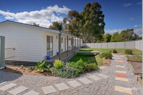 5 Pearce Ct, Tallangatta, VIC 3700