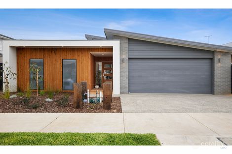 16 Cottage Cres, Torquay, VIC 3228