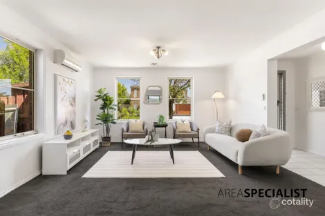 Property photo of 43 Honey Myrtle Way Cranbourne VIC 3977