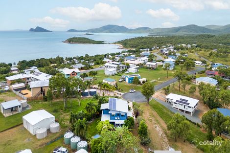 Property photo of 19 Olden Court Hideaway Bay QLD 4800