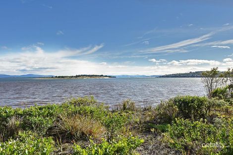 Property photo of 17 First Avenue Dodges Ferry TAS 7173