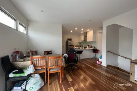 1/5 Hay St, Box Hill South, VIC 3128