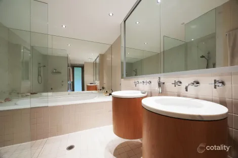 Property photo of 3A/77 Macleay Street Potts Point NSW 2011