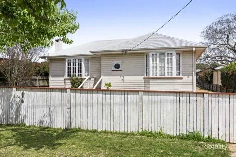 24 Henderson St, Newtown, QLD 4350