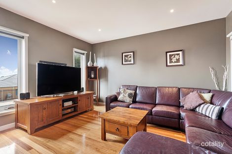 Property photo of 2 Gruner Avenue Doreen VIC 3754