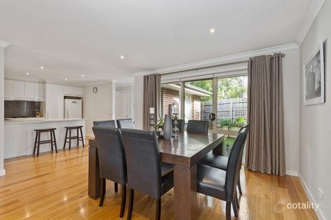 Property photo of 2 Dunrossil Drive Kilsyth VIC 3137
