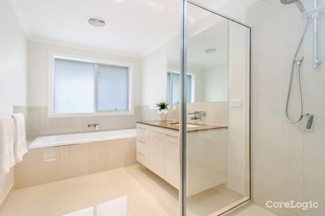 Property photo of 35 Appledale Way Wantirna South VIC 3152