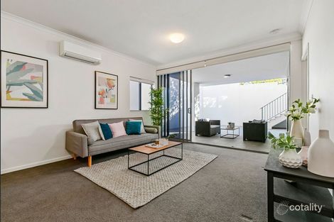 Property photo of 12/62 Waldheim Street Annerley QLD 4103
