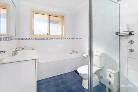Property photo of 27 Lord Howe Avenue Shell Cove NSW 2529