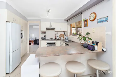 Property photo of 27 Lord Howe Avenue Shell Cove NSW 2529