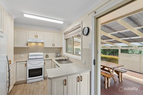 Property photo of 9 Nari Avenue Point Clare NSW 2250