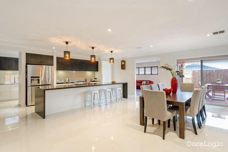 Property photo of 35 Appledale Way Wantirna South VIC 3152