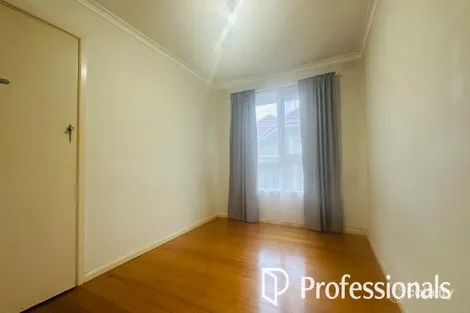 Property photo of 16 Davey Court Springvale VIC 3171
