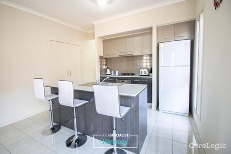 Property photo of 6 Hollybrook Street Melton South VIC 3338
