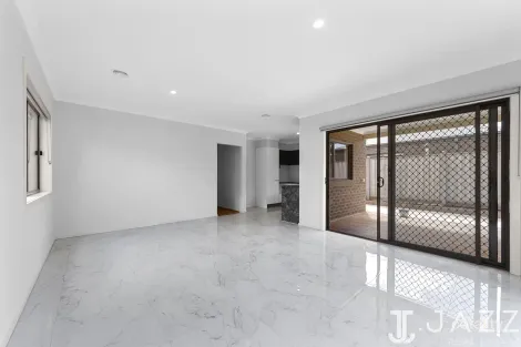 Property photo of 22 Royal Circuit Point Cook VIC 3030