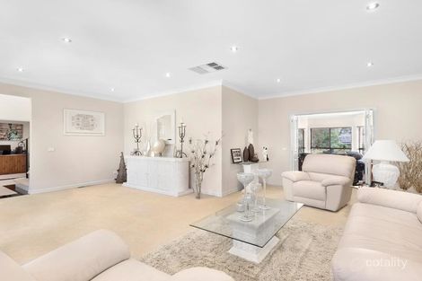 Property photo of 51 Kalbar Road Eltham VIC 3095