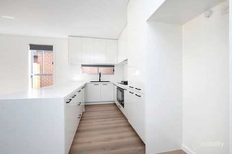 4 Metroon Dr, Weir Views, VIC 3338