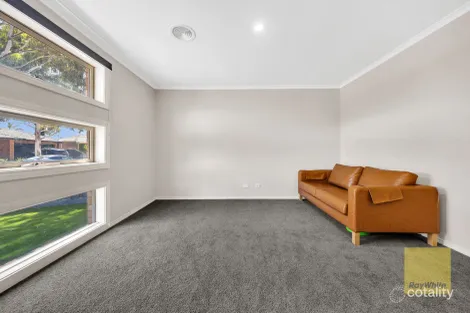 Property photo of 1/14 Stable Drive Truganina VIC 3029