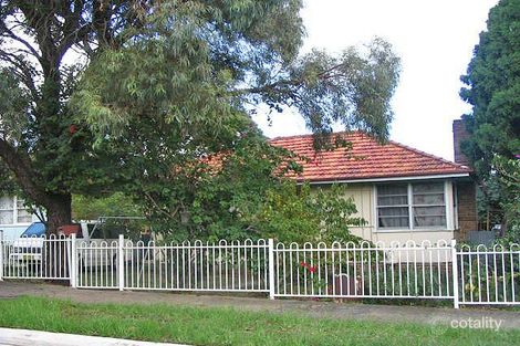 1 Webber St, Greenacre, NSW 2190