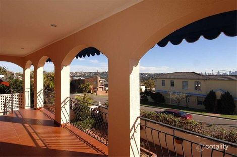 Property photo of 24 Gilbert Street Dover Heights NSW 2030