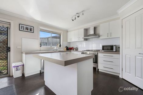 Property photo of 38 Amber Close Kelso NSW 2795