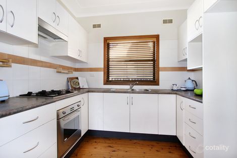 Property photo of 40 Denise Street Lake Heights NSW 2502