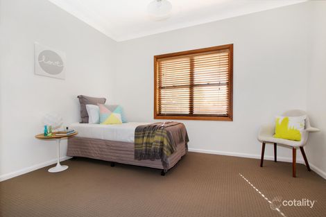 Property photo of 40 Denise Street Lake Heights NSW 2502