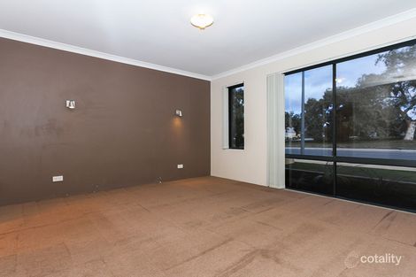 Property photo of 26 Columbia Parkway Piara Waters WA 6112
