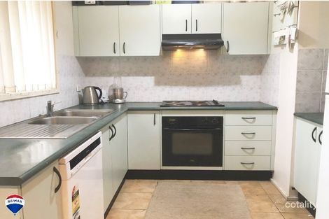 2/70 Richmond Rd, Cambridge Park, NSW 2747