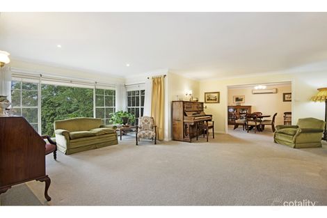 Property photo of 2 Kylie Place Camden South NSW 2570