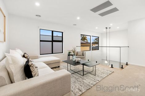 Property photo of 9 Foliage Way Doncaster VIC 3108