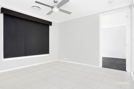 Property photo of 33 Harland Road Spring Farm NSW 2570