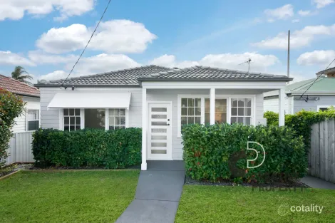 25 Newcastle St, Stockton, NSW 2295