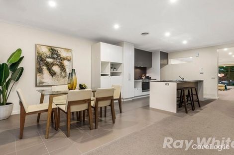 Property photo of 33 Waverley Park Drive Mulgrave VIC 3170