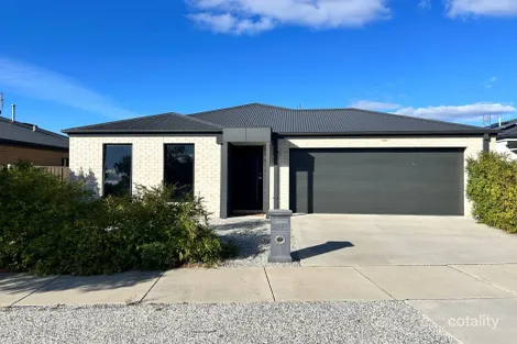 Property photo of 32 Elvey Drive Kangaroo Flat VIC 3555
