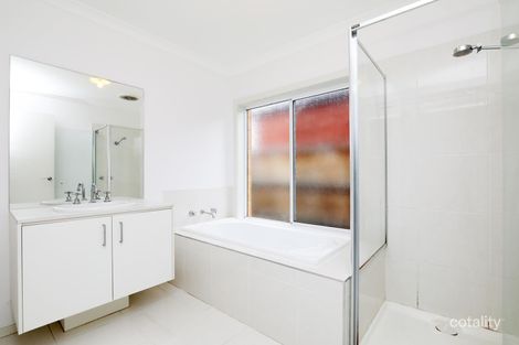 Property photo of 18 Balvicar Way Mernda VIC 3754