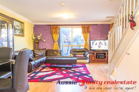 Property photo of 2/185 Targo Road Girraween NSW 2145