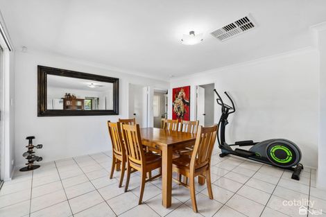 Property photo of 4 Tall Karri Close Camillo WA 6111