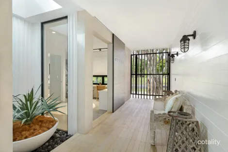 Property photo of 7 Catalina Parade Jacobs Well QLD 4208